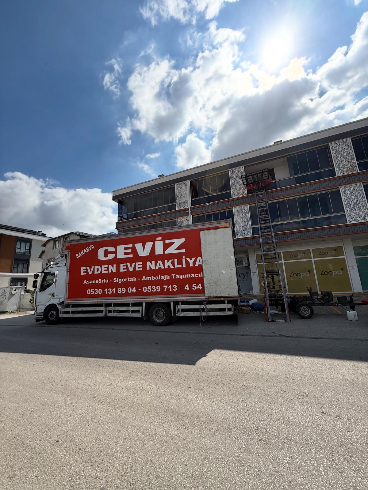 Nakliyat Kamyonu Yükleme